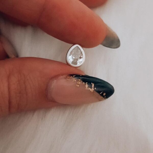 Dije de plata Susanito con forma de gota