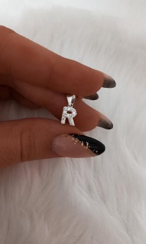 Letra "R" micro