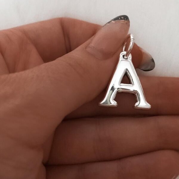 Letra "A" Inlfada