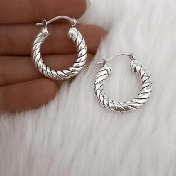 Aros de plata inflada argollas labradas