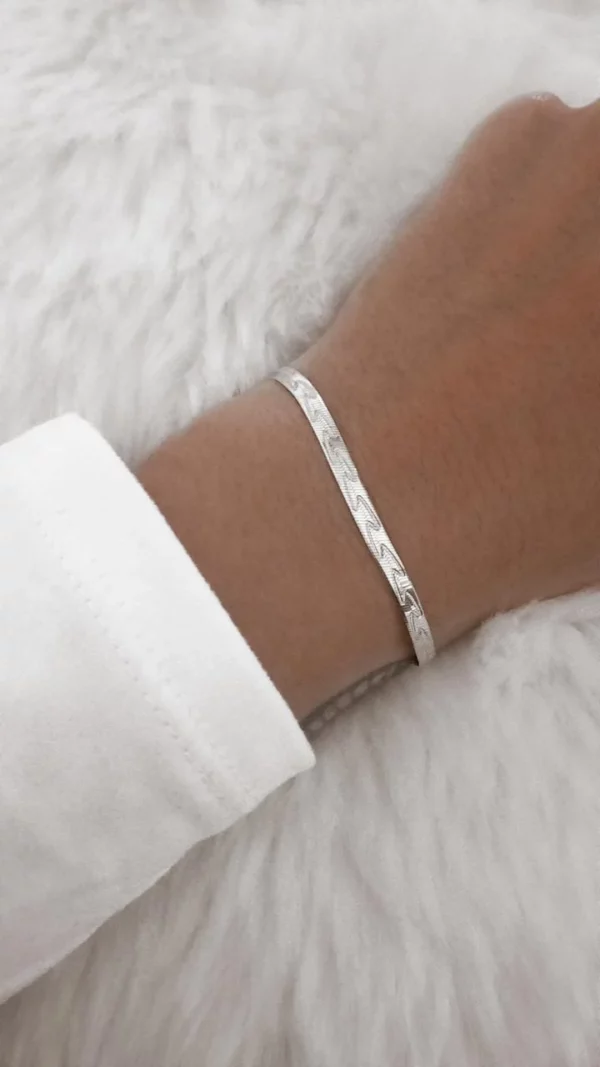 Pulsera chata