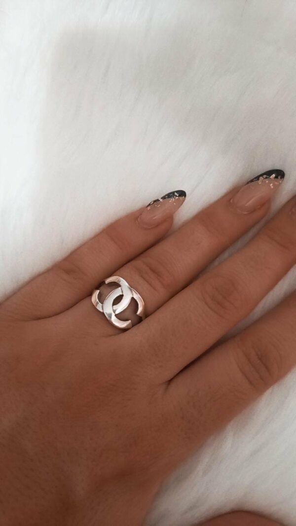 Chanel nº18