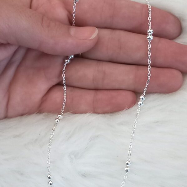 Bolita con cadena clasica