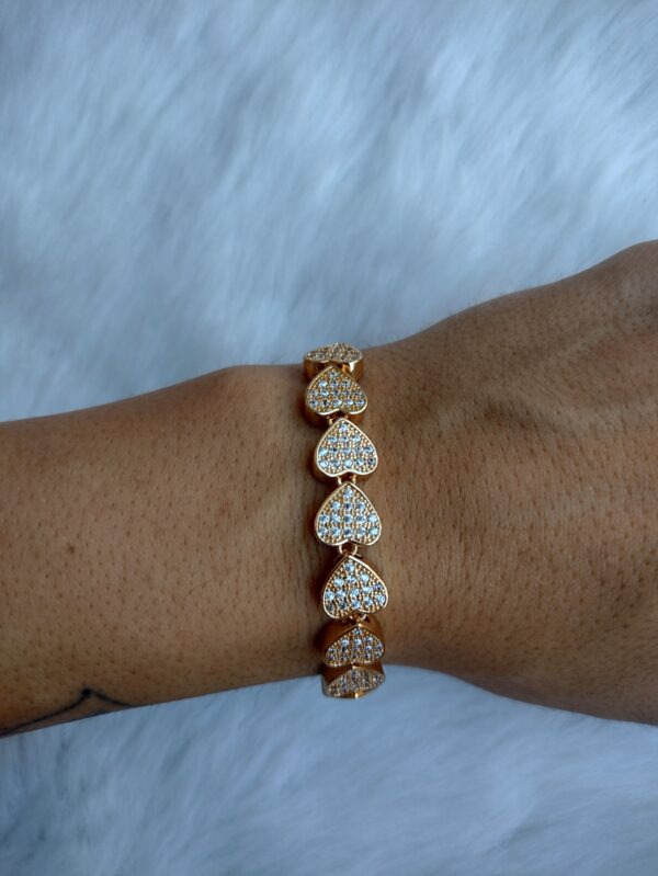 Pulsera exclusive micro cristal corazones (Regulable)