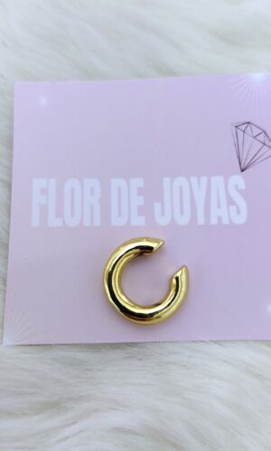 Ear cuff