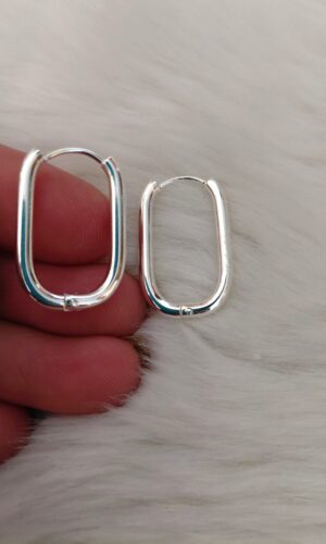 Oval