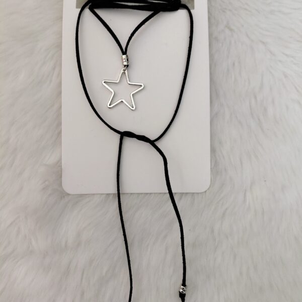 CHOCKER estrella