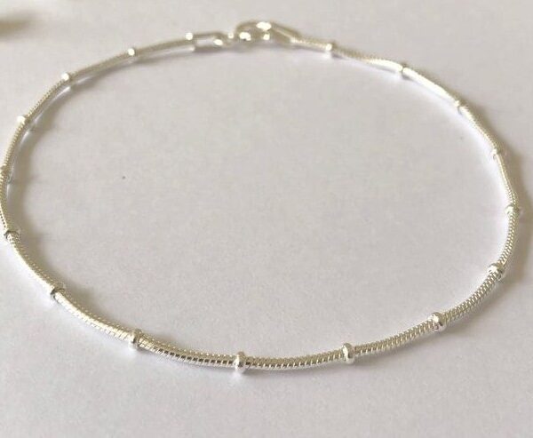 Pulsera bolitas mini