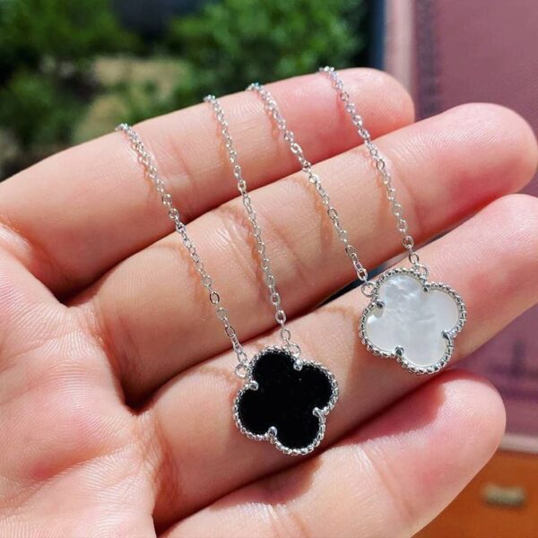 Cadena Van cleef white
