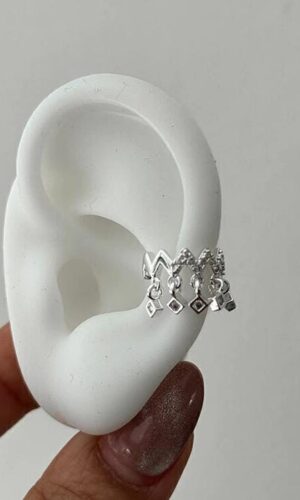 Aros cuff con piedras (acero blanco)