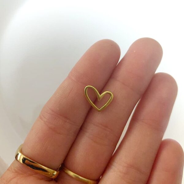 Dije corazon pasante (acero dorado)