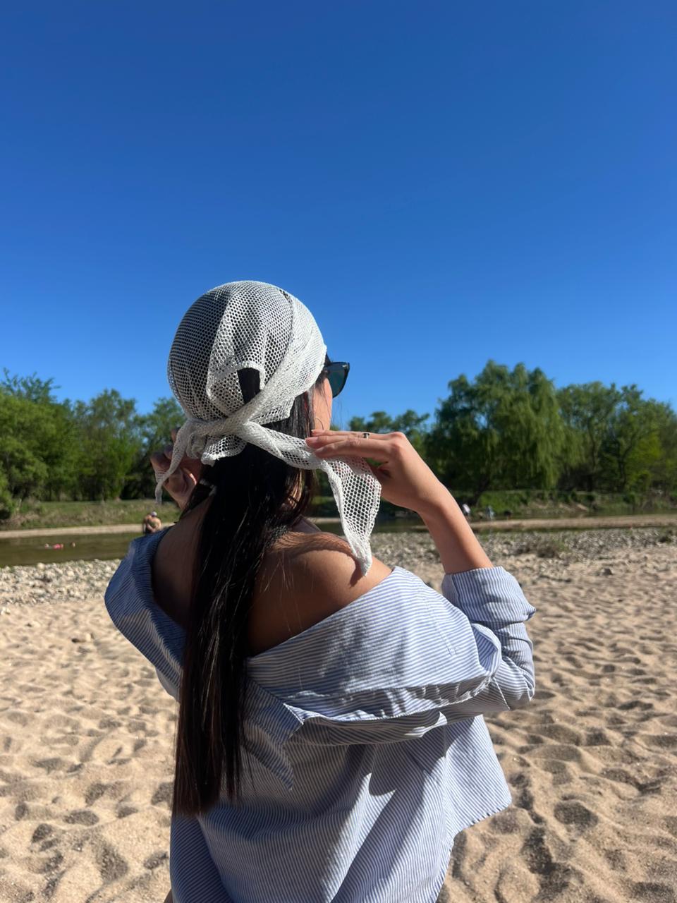 Bandana Row (Red brillosa plateada) - Image 2