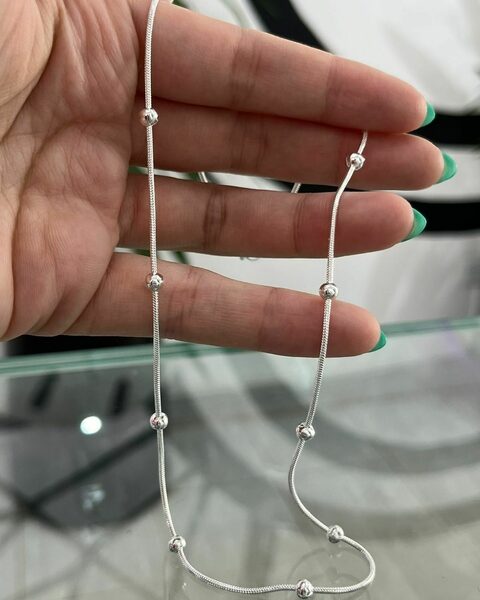 Cadena bolitas