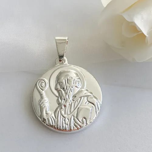 Dije san benito mediano