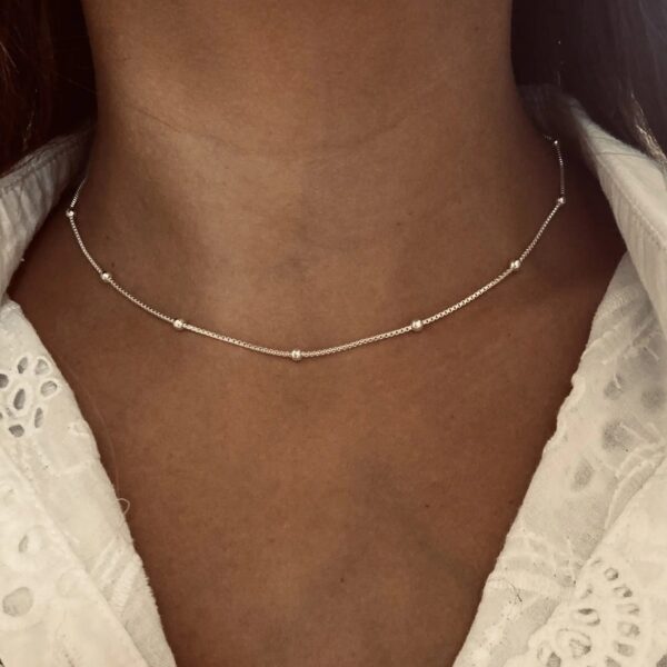 Cadena veneciana con bolitas (regulable)