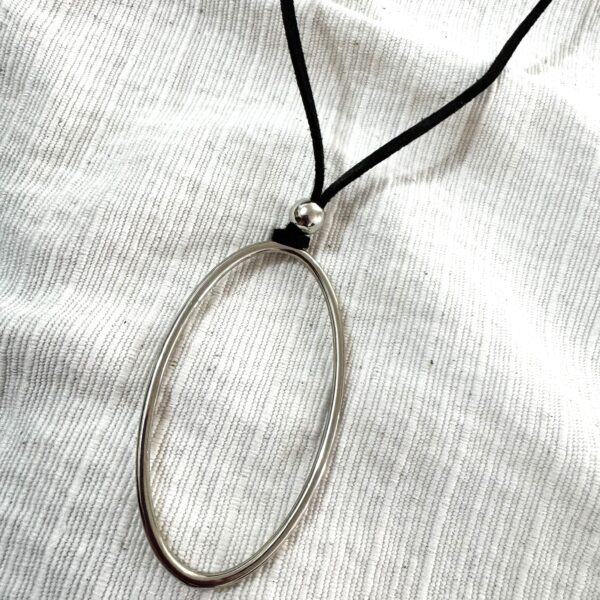 Choker Lola