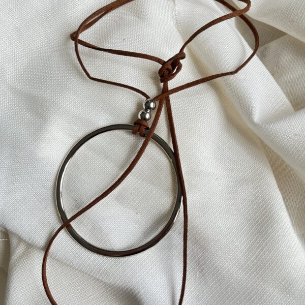 choker gamuza chocolate